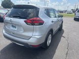Used 2018 Nissan Rogue S image 3