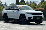 Used 2023 Jeep Grand Cherokee L Laredo image 2