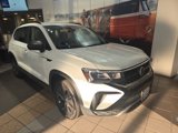 Certified 2022 Volkswagen Taos S image 4