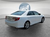 Used 2014 Toyota Camry SE image 3