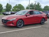 Used 2023 Hyundai Elantra SEL w/ Cargo Package image 3
