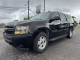 Used 2007 Chevrolet Suburban LT w/ LT Preferred Equipment Group image 2