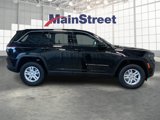 New 2025 Jeep Grand Cherokee Laredo image 6