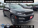Used 2023 Jeep Grand Cherokee Limited image 3