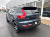 Certified 2022 Volvo XC40 T5 R-Design w/ Advanced Package image 3