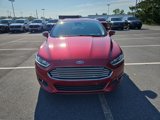 Used 2015 Ford Fusion SE w/ Equipment Group 202A image 2