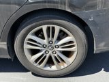 Used 2015 Toyota Camry SE image 4