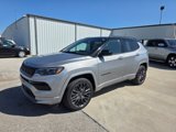 Certified 2024 Jeep Compass Limited w/ High Altitude Package image 3