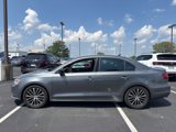 Used 2015 Volkswagen Jetta Sport image 2