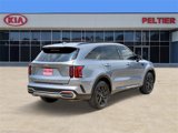 Used 2021 Kia Sorento S image 4
