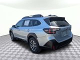 Used 2023 Subaru Outback Premium image 5