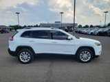 Used 2019 Jeep Cherokee Latitude w/ Popular Appearance Group image 2