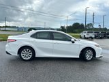 Used 2020 Toyota Camry LE image 5