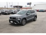 Used 2022 Volkswagen Taos SE w/ Panoramic Sunroof Package image 3