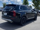 Used 2022 Kia Telluride SX w/ SX Prestige Package image 2