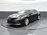 Used 2018 Toyota Camry XLE image 3