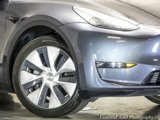 Used 2022 Tesla Model Y Long Range image 3