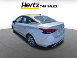 Used 2023 Nissan Versa SV image 3