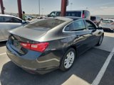 Used 2017 Chevrolet Malibu LT image 3