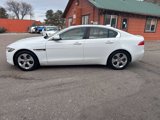 Used 2017 Jaguar XE image 4
