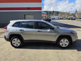 Used 2015 Jeep Cherokee Sport image 4