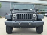 Used 2017 Jeep Wrangler Unlimited Rubicon w/ Connectivity Group image 4