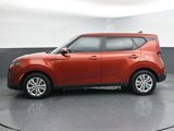 Used 2022 Kia Soul LX image 5