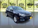 Used 2017 Volkswagen Tiguan S image 3