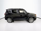 Used 2022 Jeep Renegade Latitude w/ Convenience Group image 4