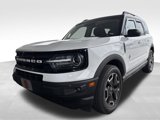 Used 2021 Ford Bronco Sport Outer Banks w/ Outer Banks Package (96D) image 2