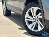 Used 2021 Volkswagen Atlas SE w/ Panoramic Sunroof Package image 2