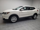 Used 2018 Nissan Rogue Sport SV image 2