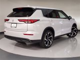 Used 2022 Mitsubishi Outlander ES image 2