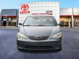 Used 2005 Toyota Camry LE image 2
