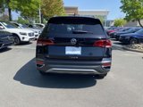 Used 2022 Volkswagen Taos SE image 5