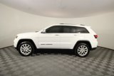 Used 2017 Jeep Grand Cherokee Limited w/ Luxury Group II image 2