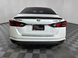 Used 2022 Nissan Altima 2.5 SR w/ Midnight Edition Package image 6