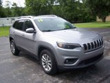 Used 2019 Jeep Cherokee Latitude Plus w/ Cold Weather Group image 4