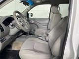 Used 2018 Nissan Frontier SV image 3