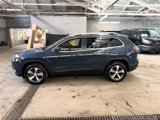 Used 2020 Jeep Cherokee Limited image 2