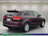 Used 2016 Kia Sorento LX w/ LX Convenience Package image 4