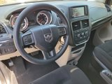 Used 2018 Dodge Grand Caravan SE w/ UConnect Hands-Free Group image 2