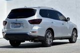Used 2019 Nissan Pathfinder SL image 4