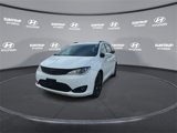 Used 2020 Chrysler Pacifica Touring-L w/ Advanced Safetytec Group image 6