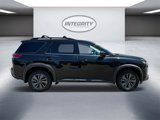 Used 2022 Nissan Pathfinder SV image 5