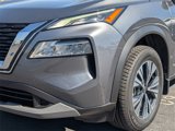 Used 2023 Nissan Rogue SV image 2