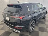 New 2025 Mitsubishi Outlander SE image 4