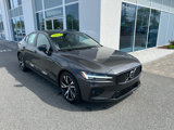 Used 2024 Volvo S60 B5 Core image 2