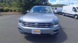 Used 2021 Volkswagen Tiguan SE w/ Panoramic Sunroof Package image 3