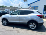 Used 2018 Nissan Rogue Sport SV w/ SV Technology Package image 2